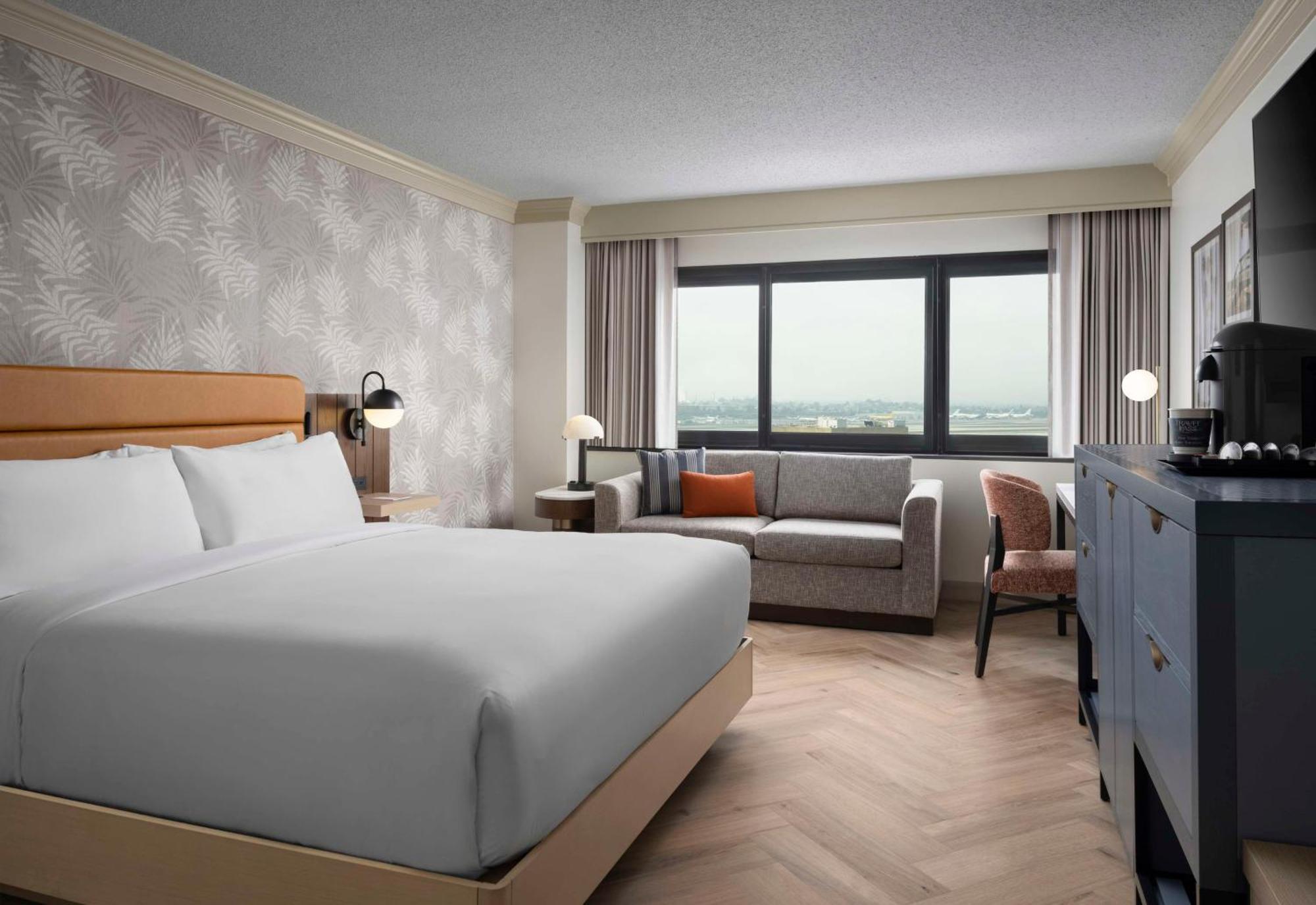 Hotel Sonesta Angeles Airport Lax 4*