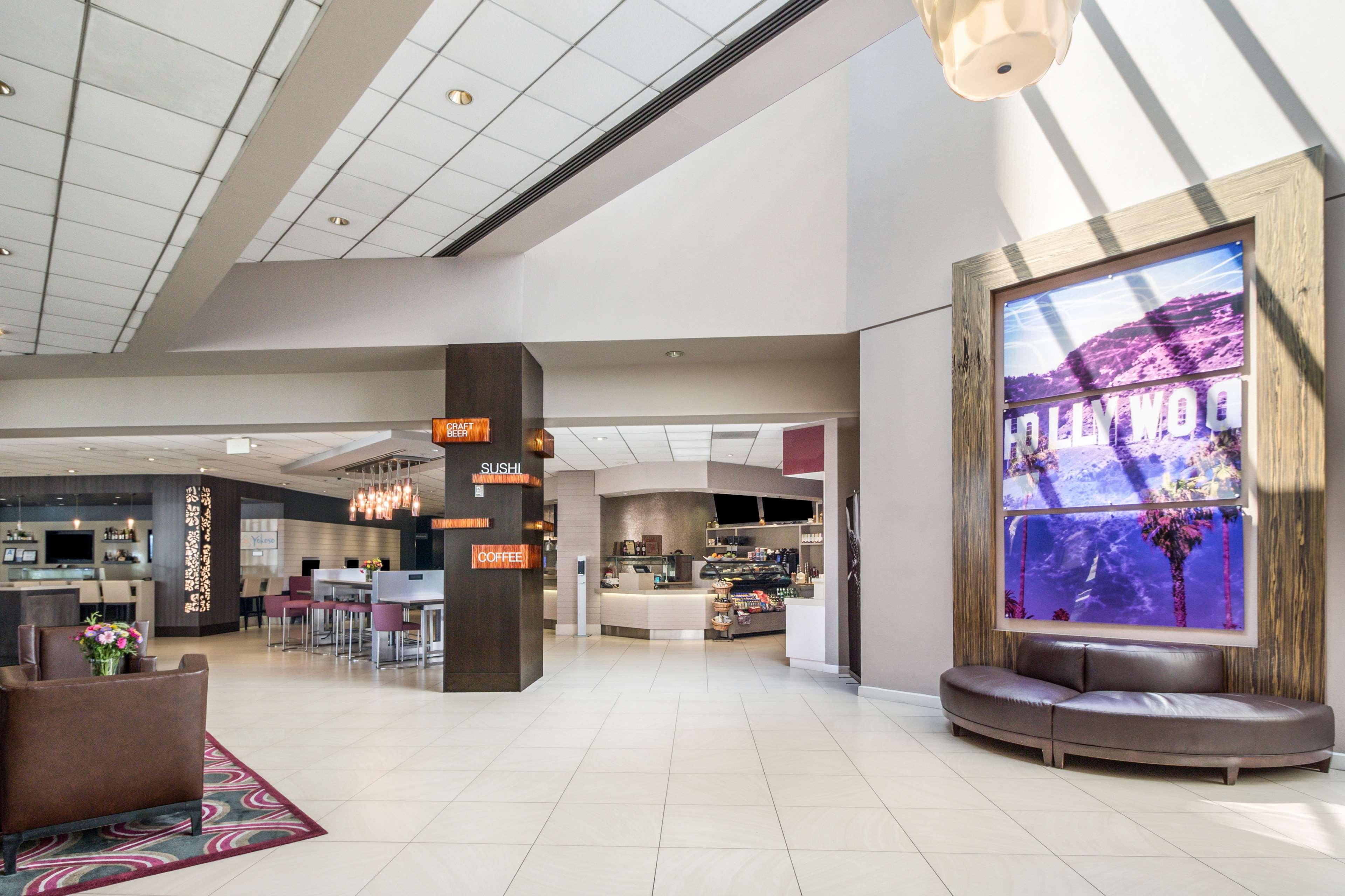 Sonesta Angeles Airport Lax Hotel 4*