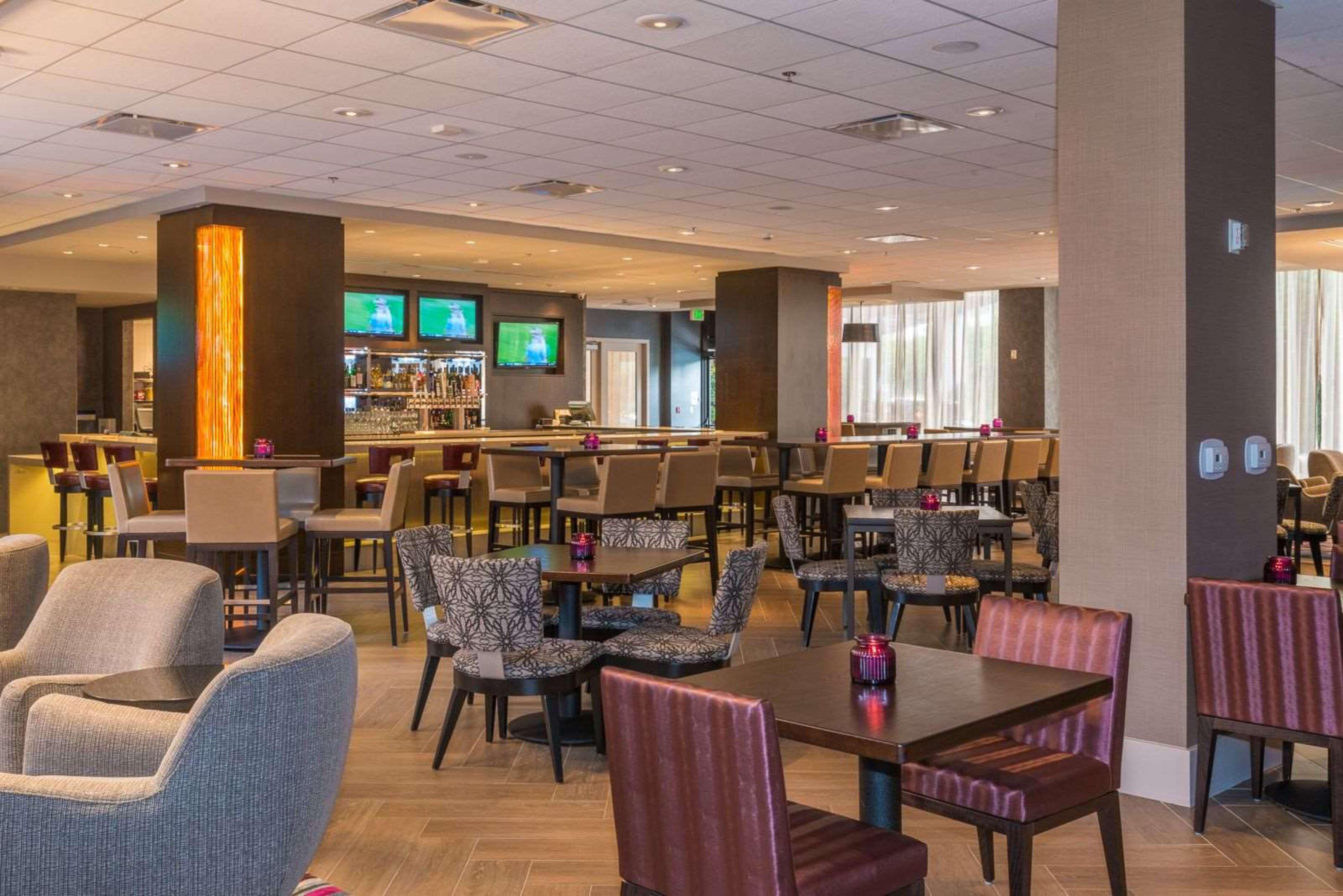 Sonesta Angeles Airport Lax 4*