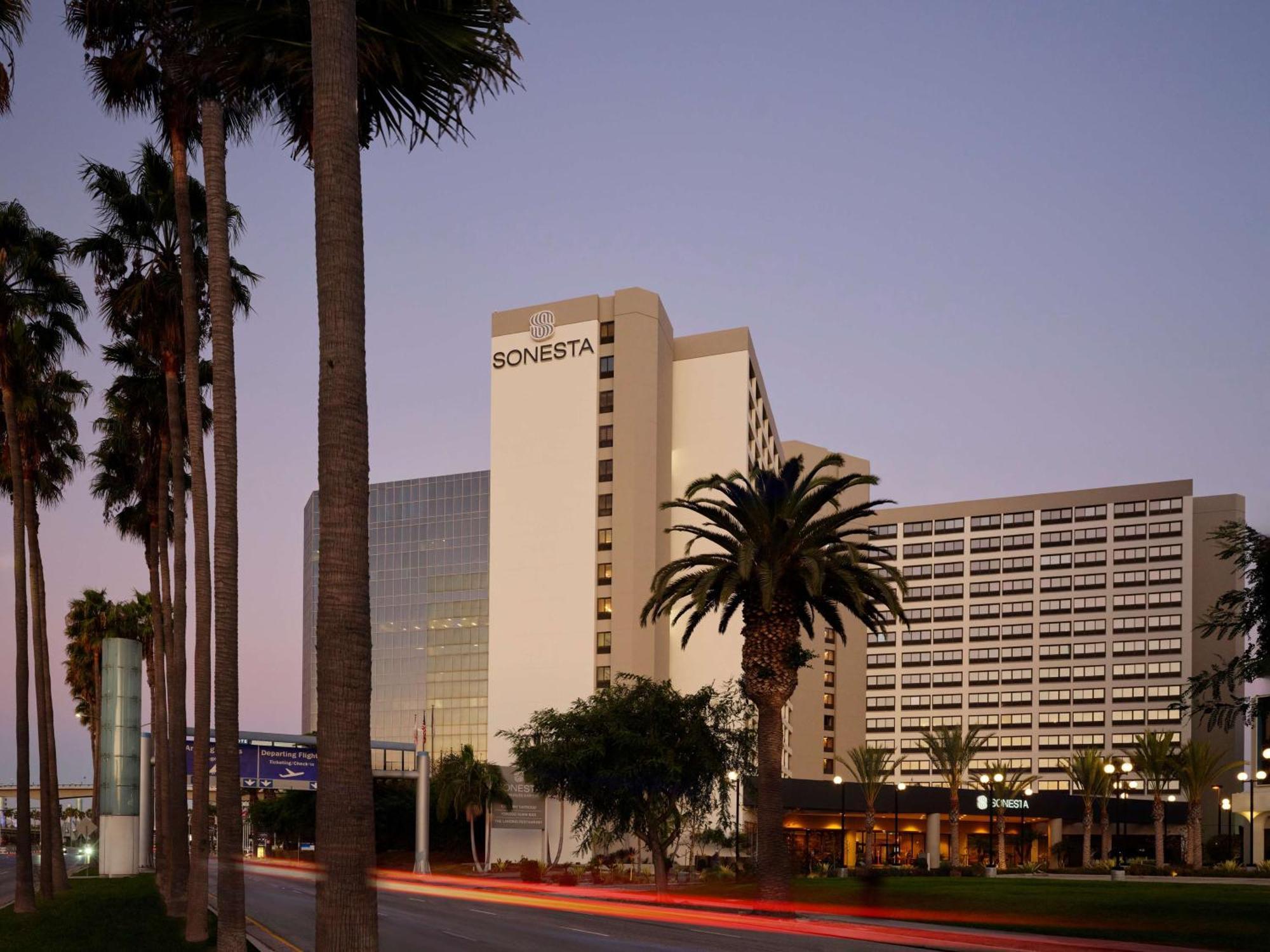Sonesta Angeles Airport Lax 4*