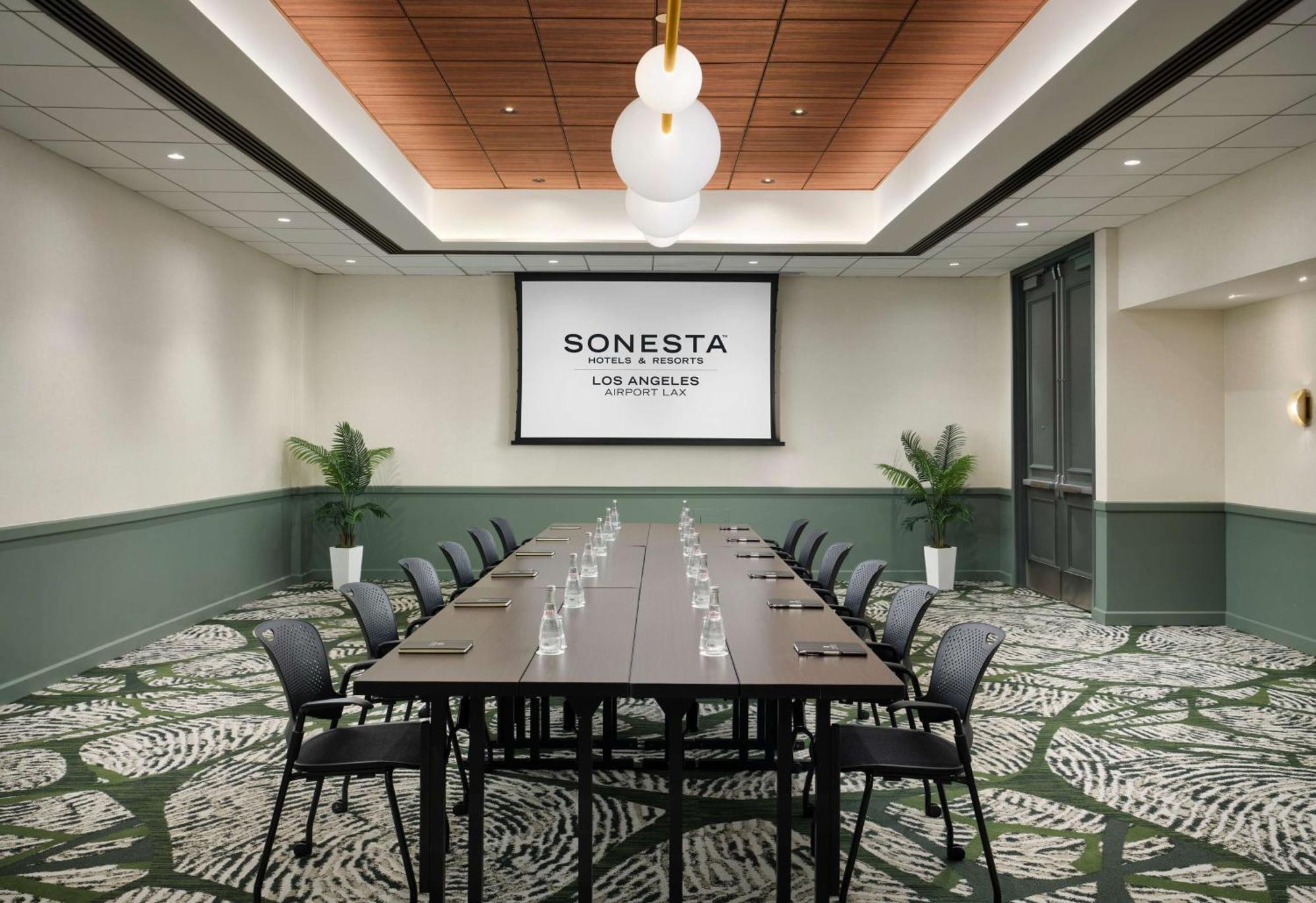 Sonesta Angeles Airport Lax Hotel